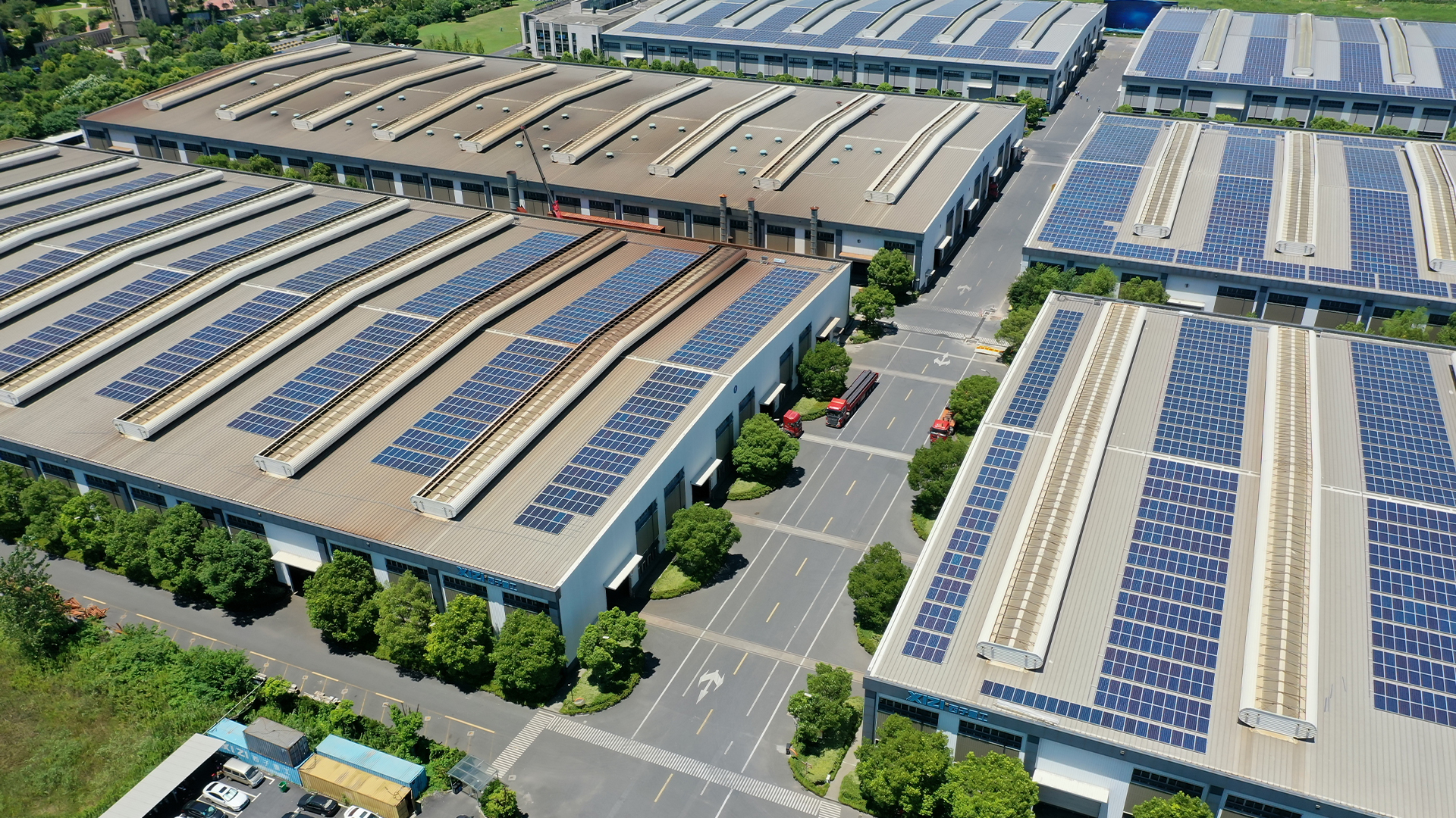 太陽光発電設備のイメージ写真